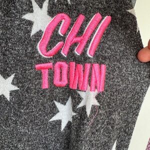 PINK size Medium star sweats with CHI TOWN embroidery